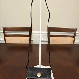 Liz Claiborne Elegant Black Croc-Embossed Crossbody Bag